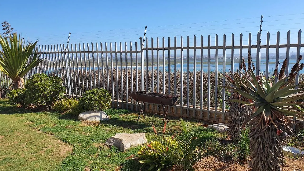 Kelzane Guesthouse Port Elizabeth 2*,