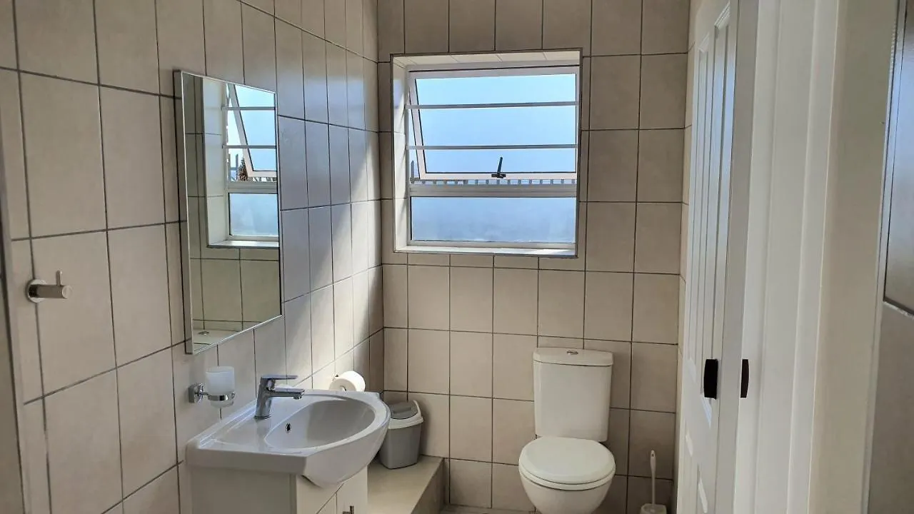 Kelzane Guesthouse Port Elizabeth Guest house